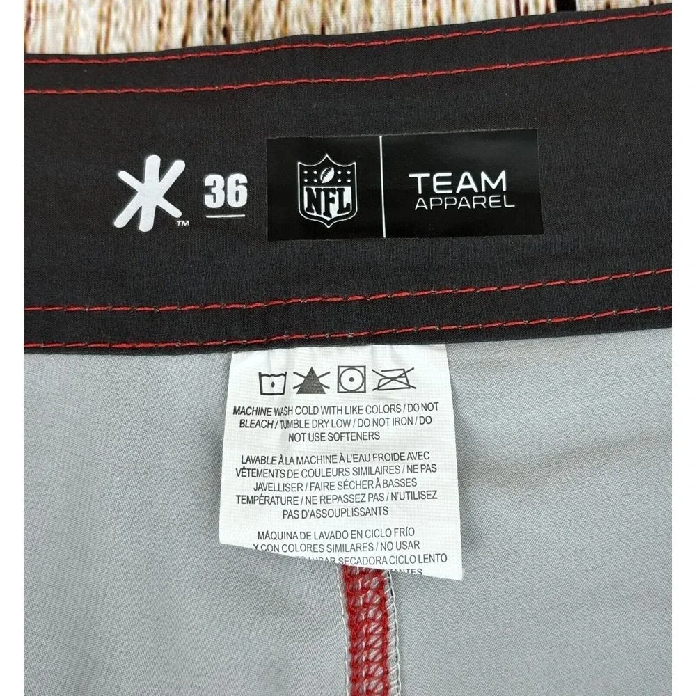 Forever Collectibles NFL Atlanta Falcons Men's Gradient Board Shorts Size 36 New